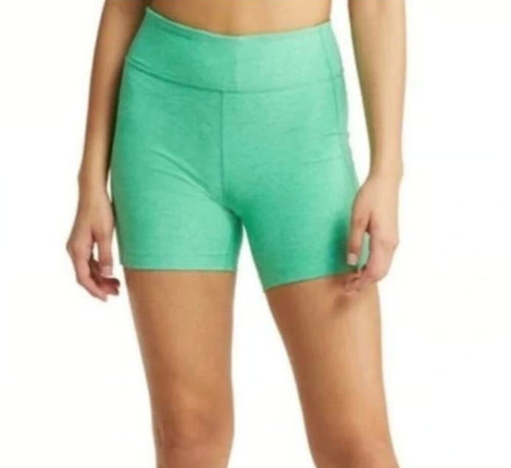 Outdoor Voices Warm up Shorts in Jadeite Size XXXL